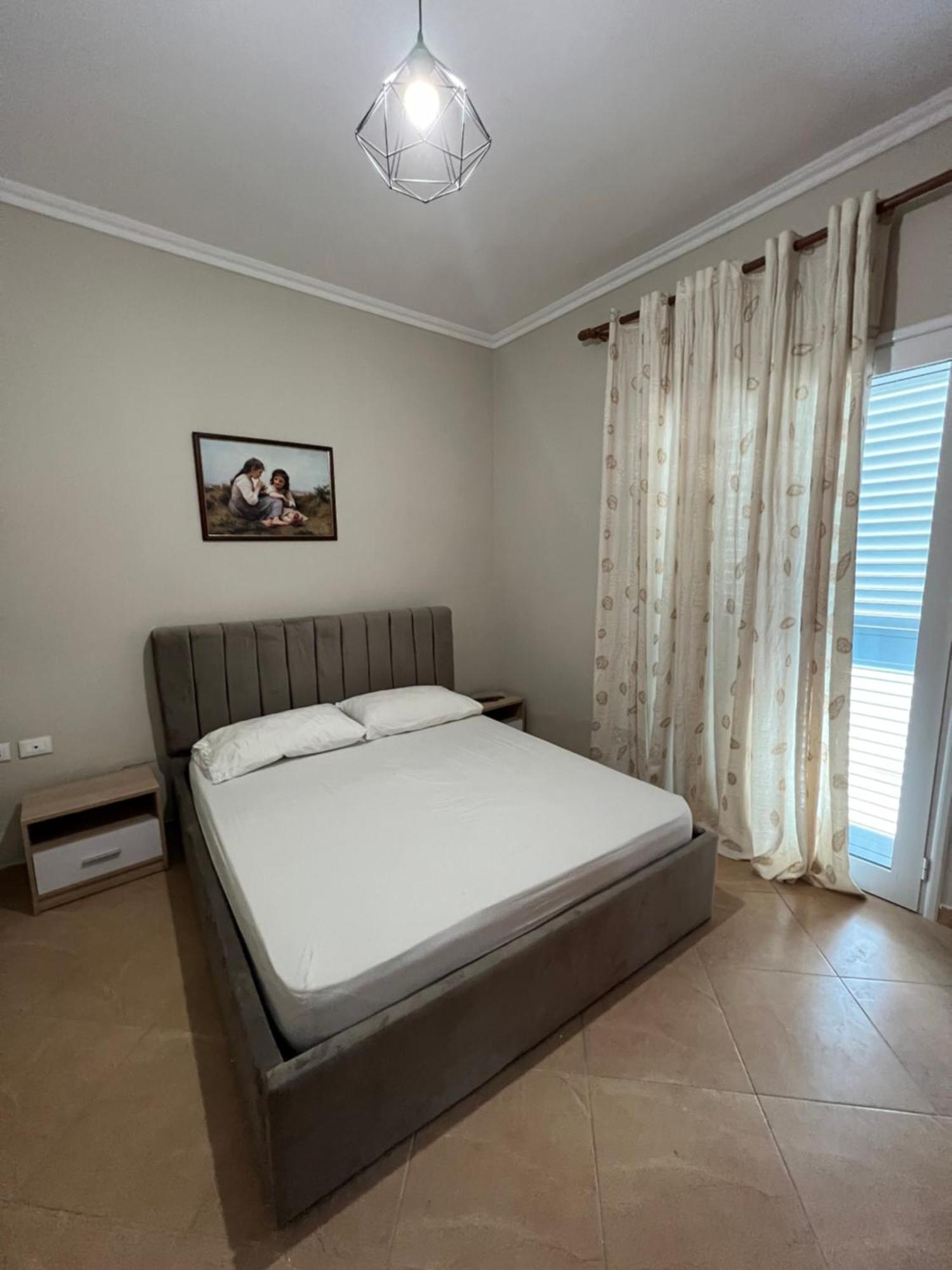 Trip-Stop Apartments Vlorë Eksteriør billede